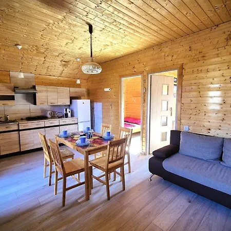 In Rusinowo Mit Grosser Terrasse Holiday home Rusinowo (Slawno)