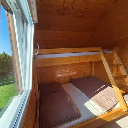 In Mit Grosser Terrasse Rusinowo (Slawno)
